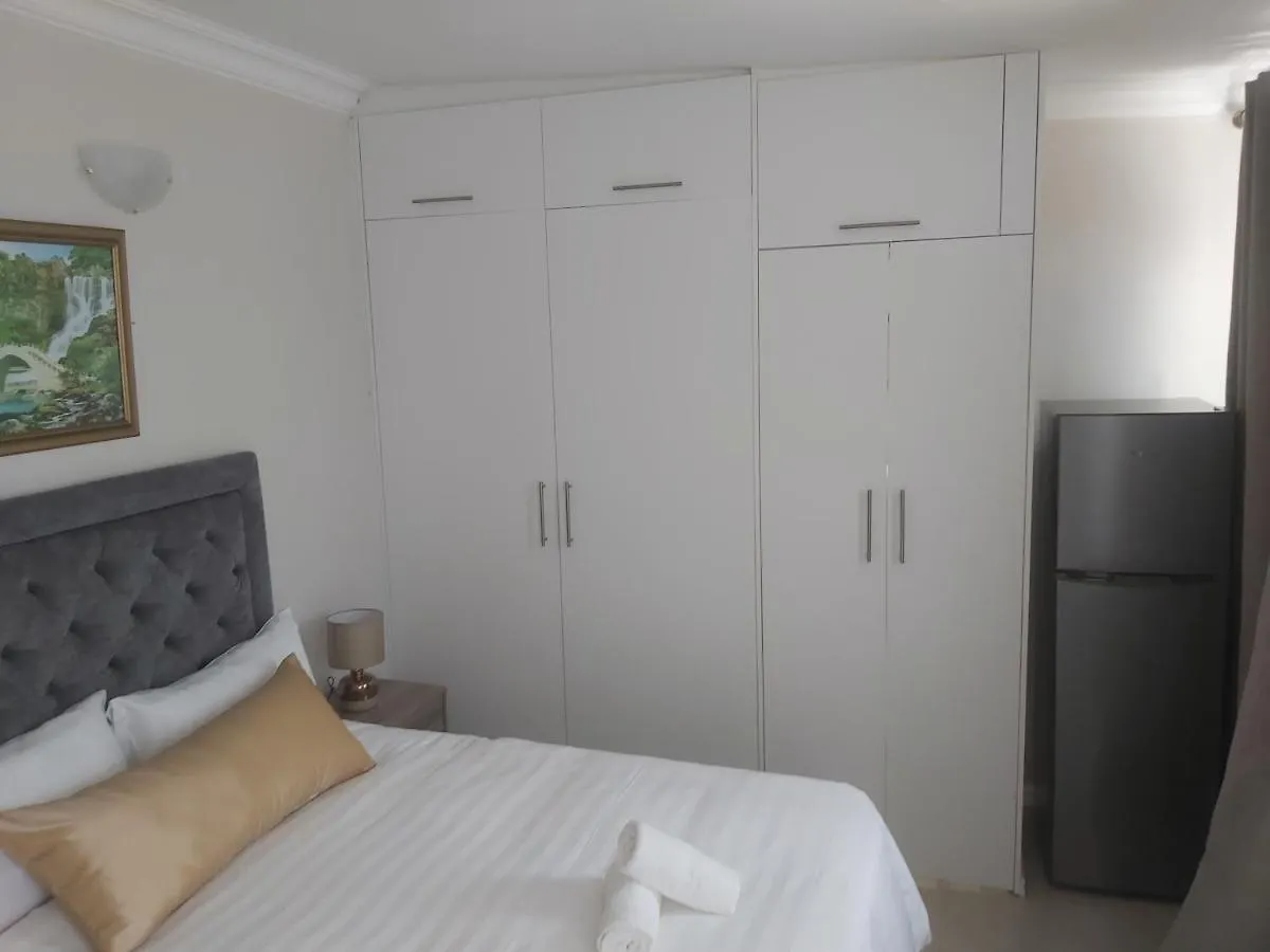 Izuba Lodge Cape Town Guest house