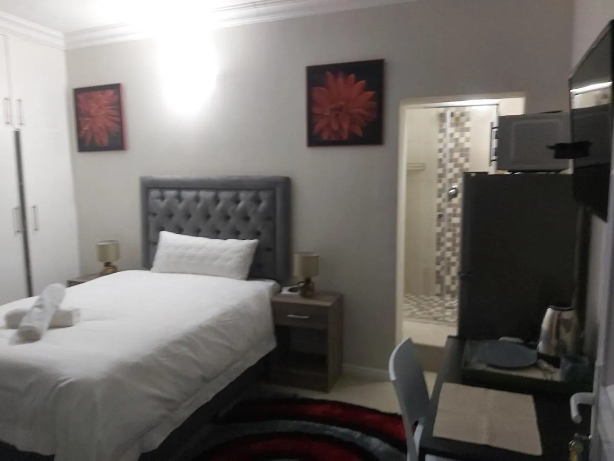 Izuba Lodge Cape Town 0*,